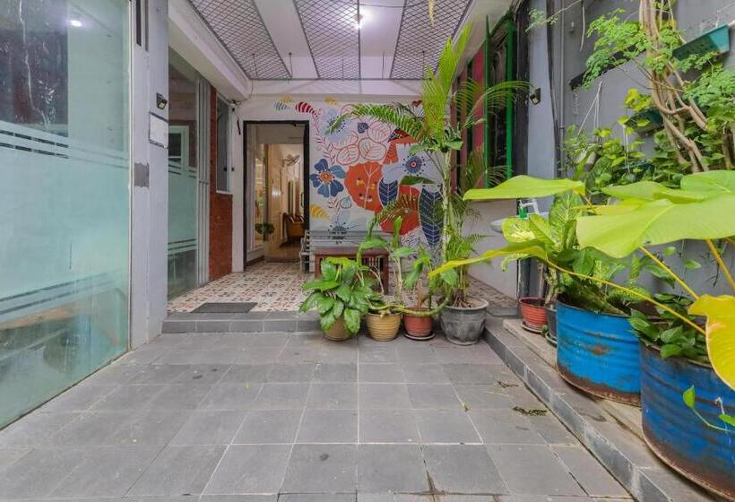 Urbanview Hotel Syariah Near Gelora Delta Sidoarjo