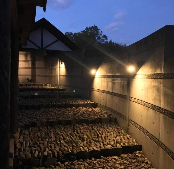 ユースホステル Shiraishi Island International Villa