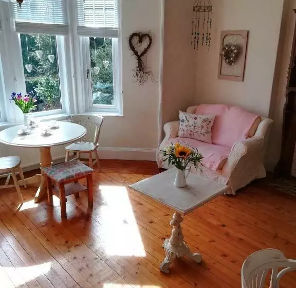 Aamiaismajoitus (B&B) Furain