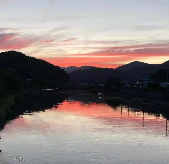 Aamiaismajoitus (B&B) Guest House Mitsuka