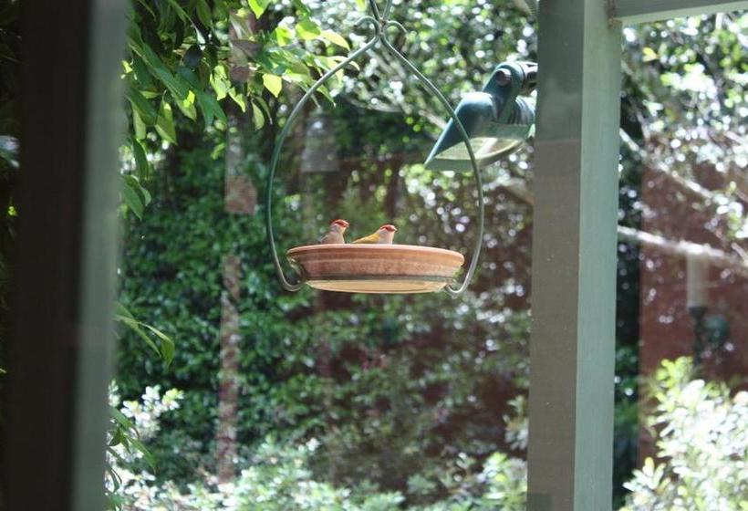 Bed and Breakfast Mandalay House