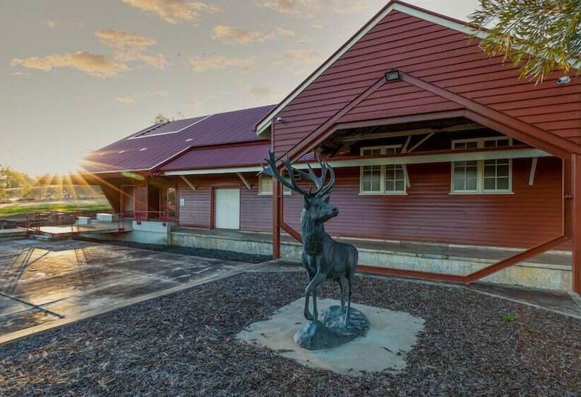 Esk Caravan Park & Rail Trail Motel