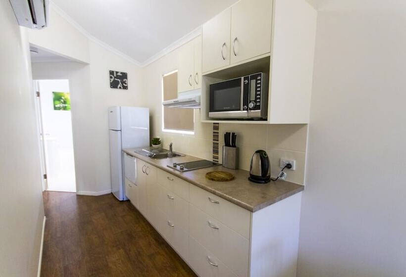 Esk Caravan Park & Rail Trail Motel