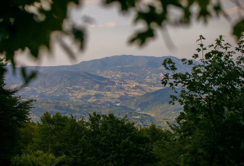 فندق Agriturismo Carovane