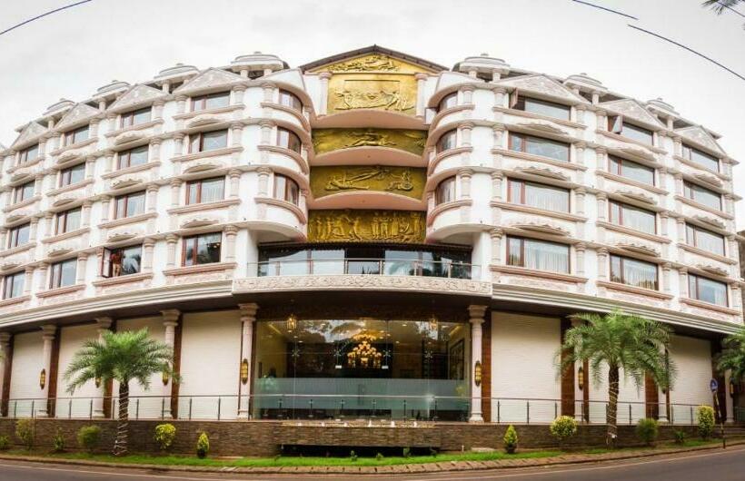 호텔 Grace Majestic