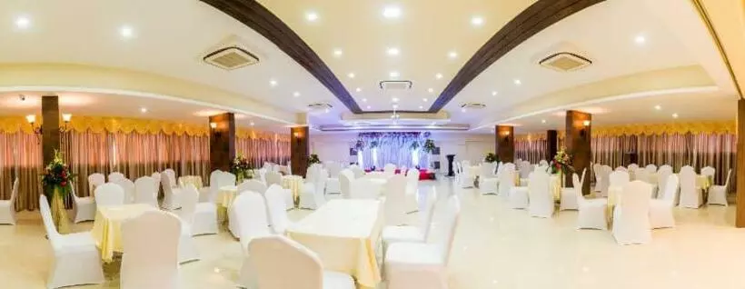 Hotelli Grace Majestic