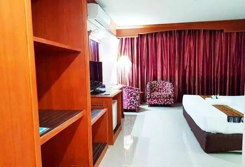 ホテル Jp Emerald