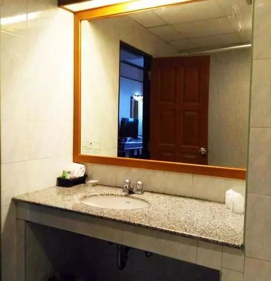 ホテル Jp Emerald