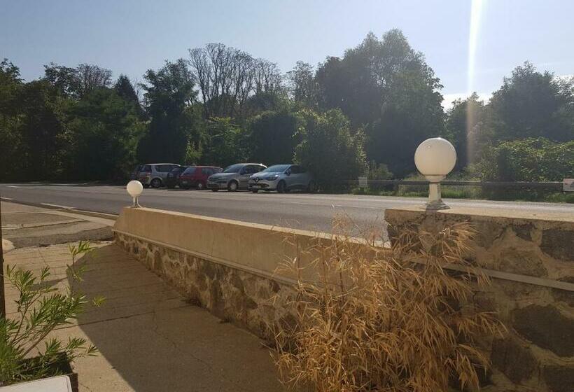 فندق Le Maximilien