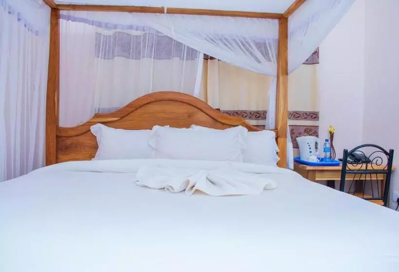 ホテル Mzunguu Safari Lodge