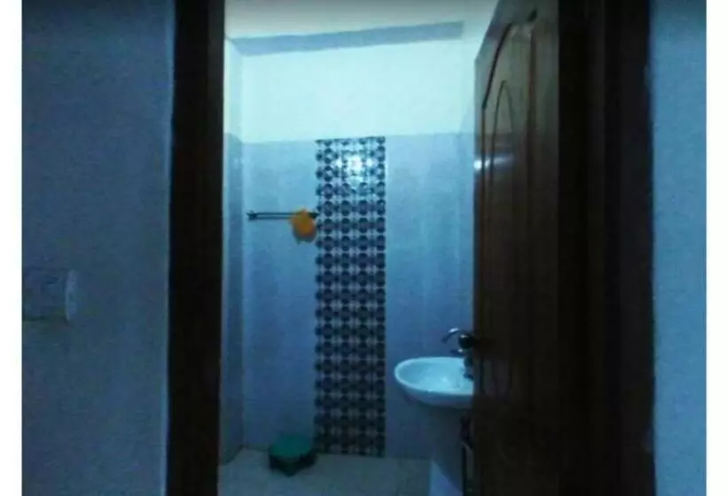 هتل Pratiksha