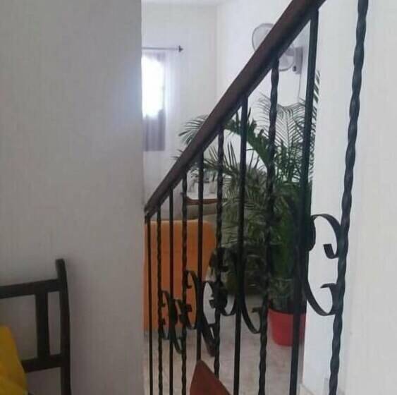 پانسیون Emeraua Hospedaje Hostel