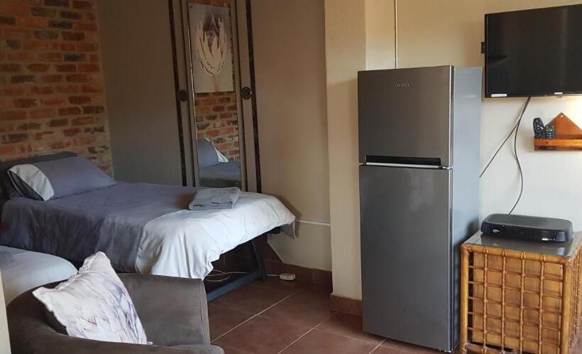 بنسيون Hullabaloo Selfcatering Sleepover