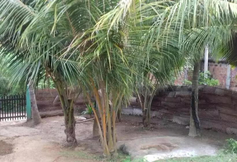 Majatalo Mahee House