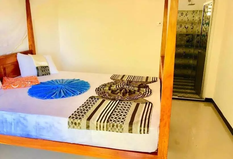 Majatalo Mahee House