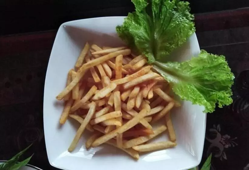 Majatalo Mahee House