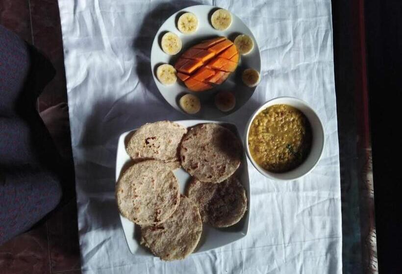 بنسيون Mahee House