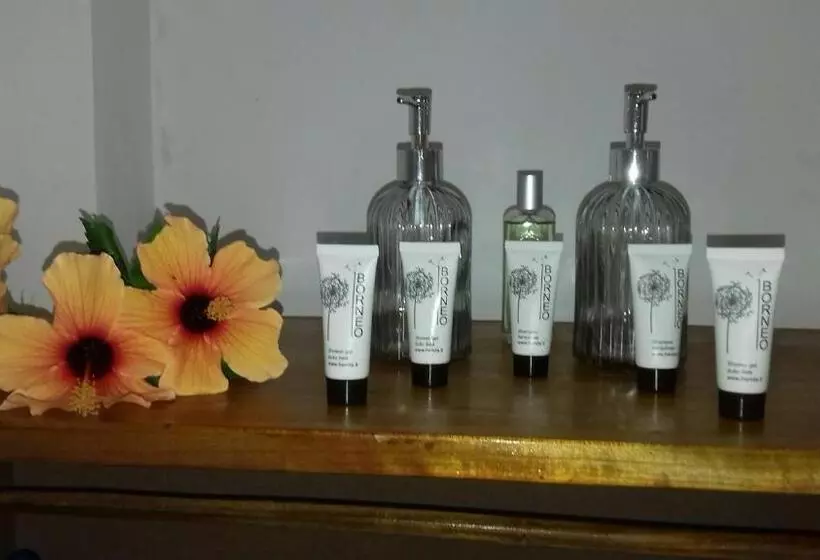 Majatalo Mahee House