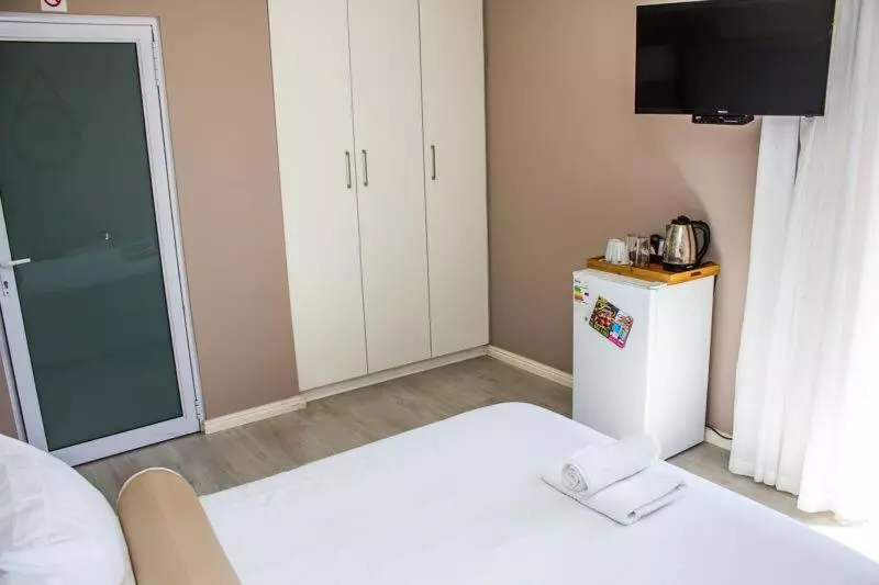 Majatalo Mulenvo Guest House