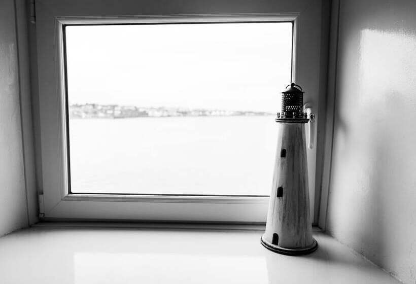 פנסיון Pier 36