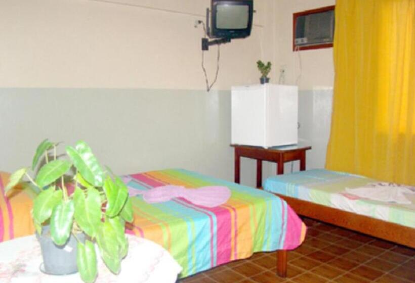 بنسيون Ximenes