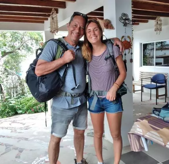 Retkeilymaja Hospedaje Algarrobo Machalilla