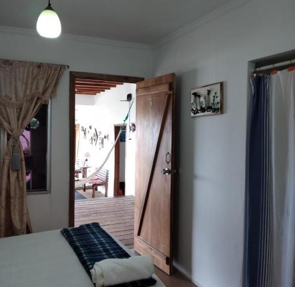 Szálló Hospedaje Algarrobo Machalilla