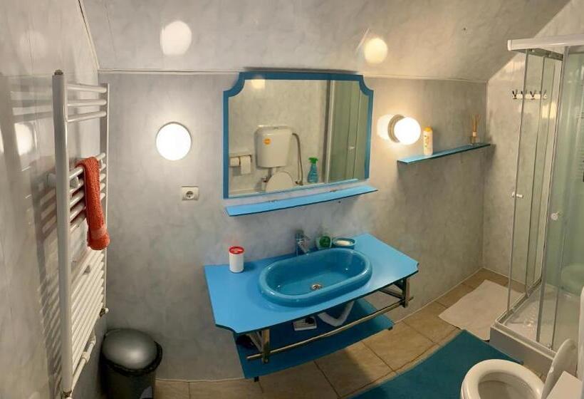 ベッドアンドブレックファースト Casa Cu Muri