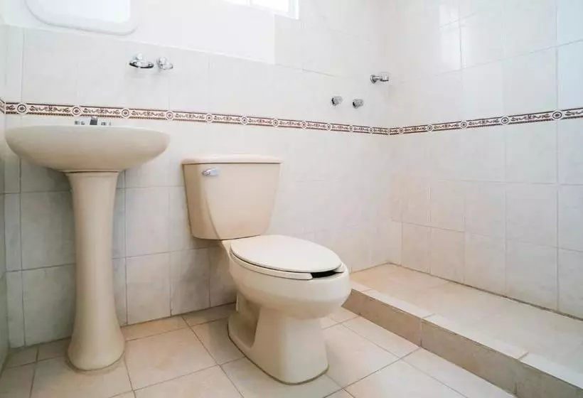 ホテル Capital O  Villa Esperanza