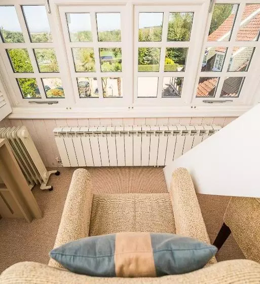 Hotelli Fleur Du Jardin