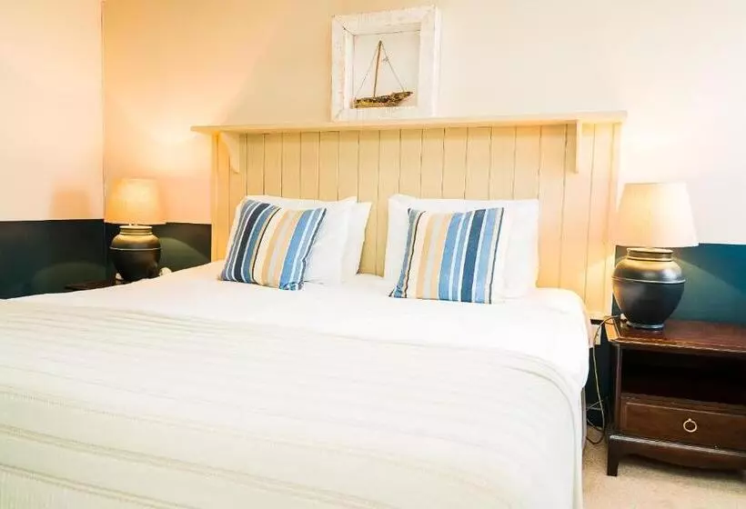 Hotelli Fleur Du Jardin