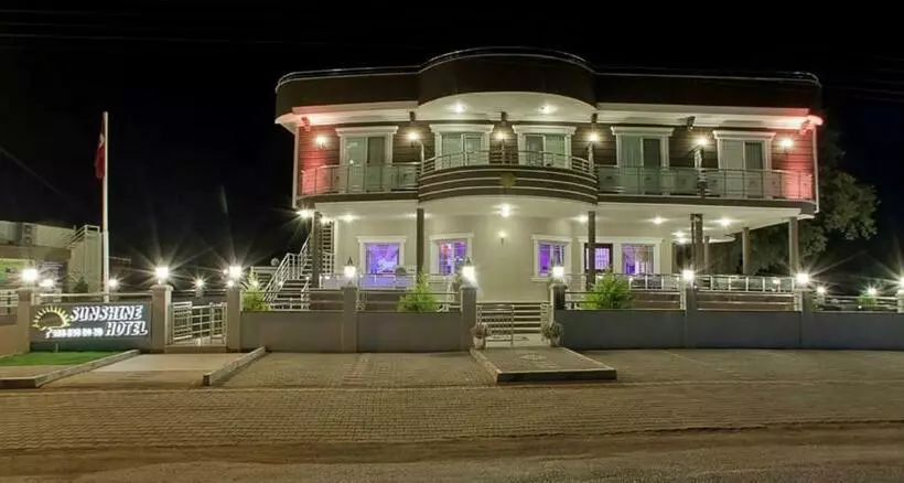 Hotelli Geyi̇kli̇ Sunshi̇ne
