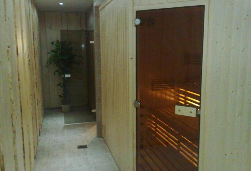 בית מלון כפרי Havrania