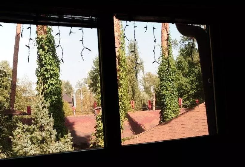 Hotelli Partizan Beerlogovo