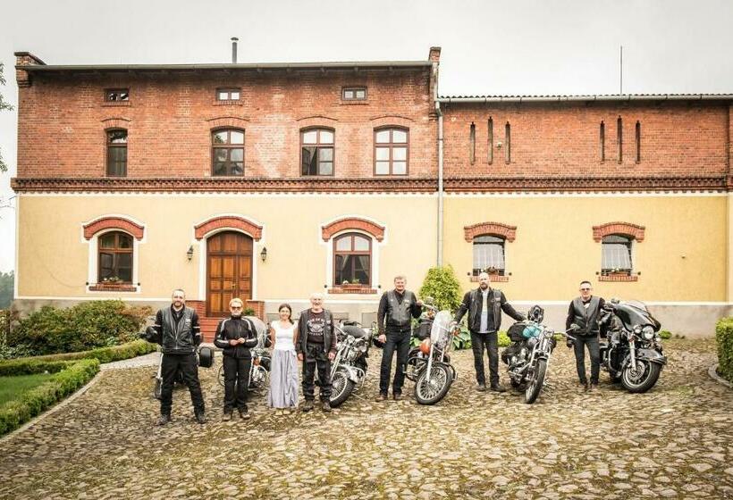 ホテル Pension Rothschildův Dvůr