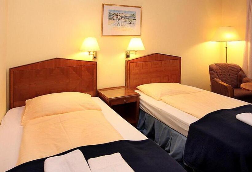 בית מלון כפרי Prajer