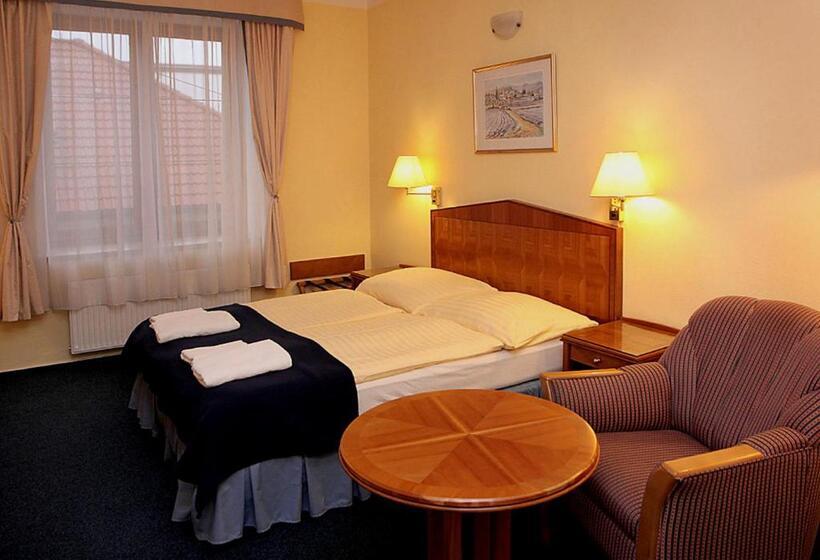 בית מלון כפרי Prajer