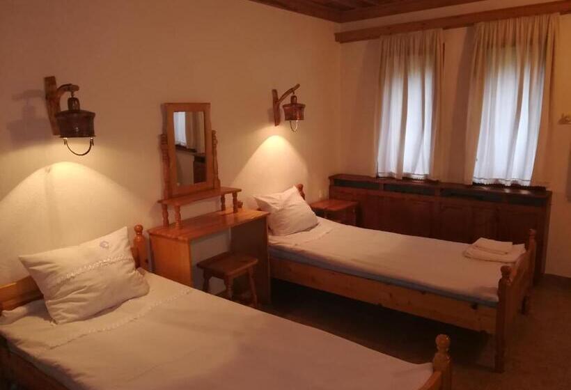 ホテル Siniya Han