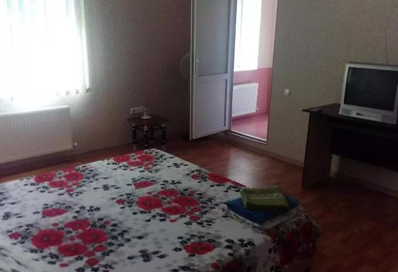 Majatalo Apartment On Mira Avenue