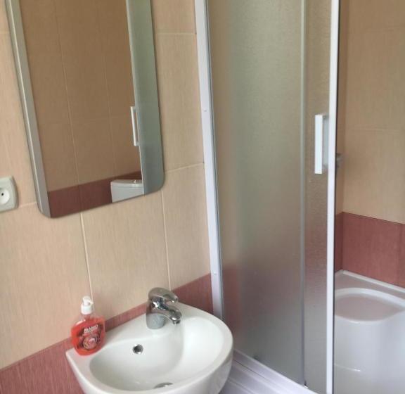 بنسيون Apartment On Mira Avenue