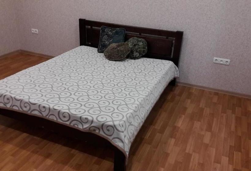 بنسيون Apartment On Mira Avenue