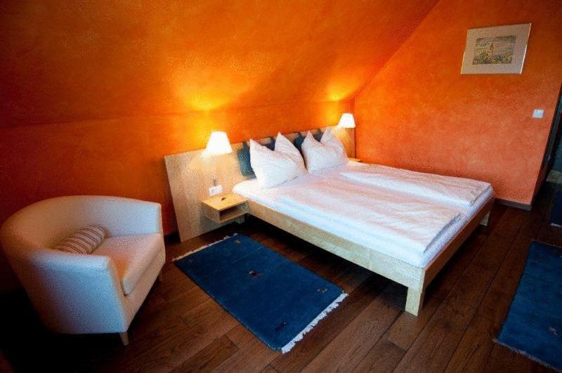 بنسيون Garni Winzerhof Hödl