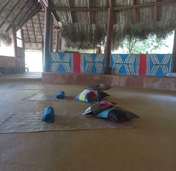 پانسیون Pousada E Camping Aldeia Da Lua