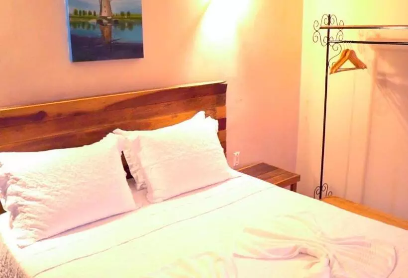 ユースホステル Pousada Pedra Grande