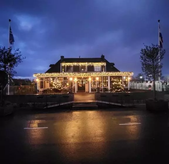 Aamiaismajoitus (B&B) Café Brasserie Het Heerenhuis