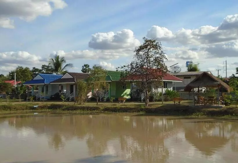 Chomna Resort