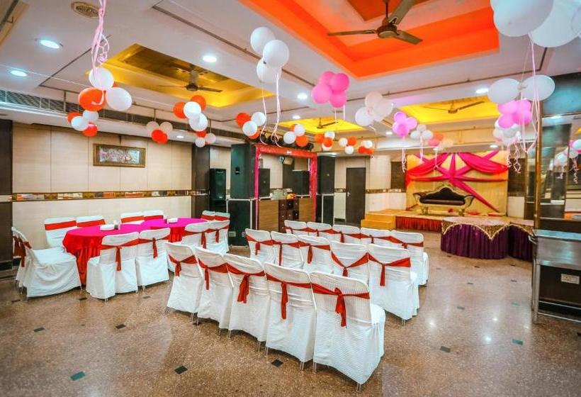 בית מלון כפרי A P Residency