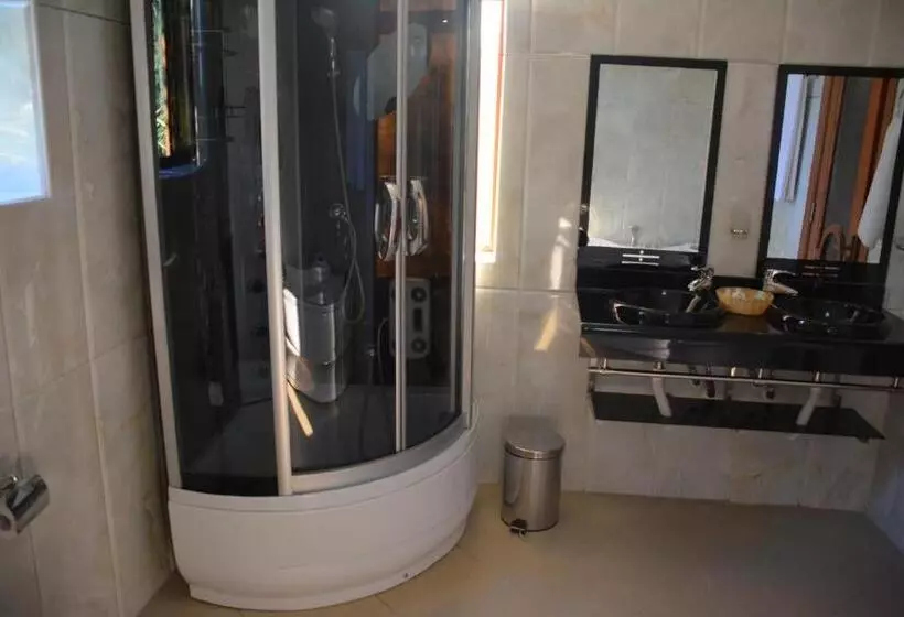 ホテル Nejobugg Palace