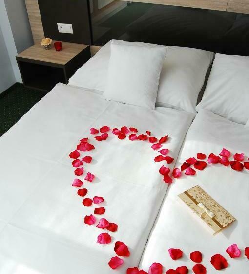 בית מלון כפרי Silesia Golf Resort Kravaře