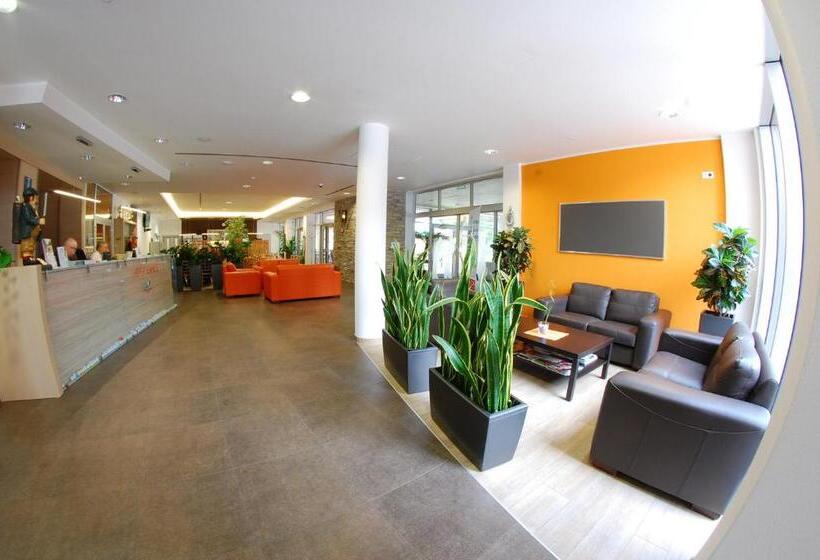 בית מלון כפרי Silesia Golf Resort Kravaře